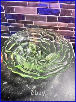 1930s Green uranium Glass Nelson Lion Bowl August Walther & Sohne Germany RARE 1930s Green uranium Glass Nelson Lion Bowl August Walther & Sohne Germany RARE