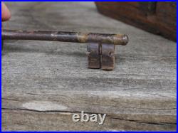 A Large Early Rare Oak Rim Lock And Key Primitive Castle