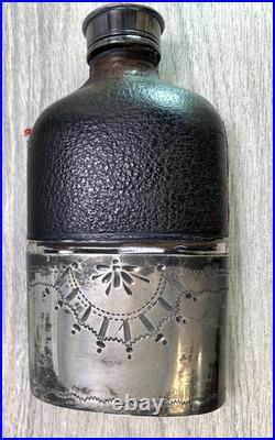 A RARE ANTIQUE QUALITY GENTLEMANS HIP FLASK, SILVER PLATE & GLASS EARLY 1900's