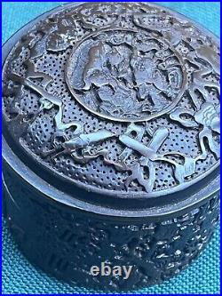 A very rare and early Antique Chinese lacquer pill box