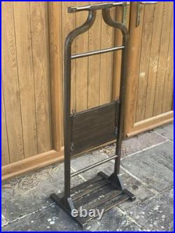 An Unusual And Rare Early 20th Century Valet