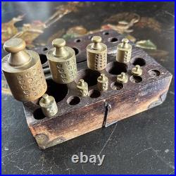 Antique Boxed Set Of Early Brass Jewellers / Apothecary Weights Rare