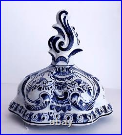 Antique DELFT XL GINGER JAR LIDDED VASE 17.3 INCHES EMBOSSED ACCENTS RARE Antique DELFT XL GINGER JAR LIDDED VASE 17.3 INCHES EMBOSSED ACCENTS RARE