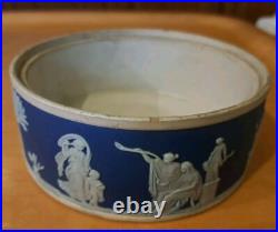 Antique Wedgewood V. RARE 1875 Early Jasperware TRINKET DISH Lid/Base EP, 12cmX5cm