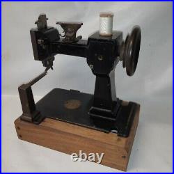 Antique early 1900's Herman Wollenberg rare model Glove sewing machine