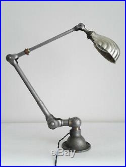 DUGDILLS LAMP. RARE EARLY MILITARY WALL/DESK LAMP. 1920s INDUSTRIAL ANGLEPOISE