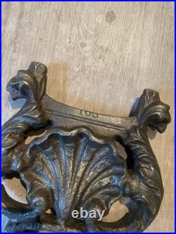 Kenrick, Very Rare Early Victorian Cast Iron Boot Scraper Kenrick, Very Rare Early Victorian Cast Iron Boot Scraper