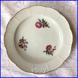 Meissen Early 19th Century Two Rare Basket Weave Plates, Diameter 23cm (9)