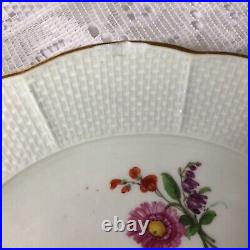 Meissen Early 19th Century Two Rare Basket Weave Plates, Diameter 23cm (9)