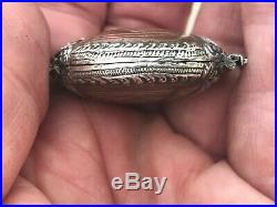 RARE ANTIQUE CEYLONESE SILVER BETEL NUT LIME BOX OR KILLOTAYA. 18th EARLY 19th