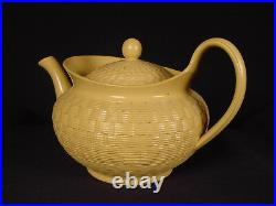 RARE ANTIQUE EARLY 1800s BASKET WEAVE TEAPOT WEDGWOOD YELLOW WARE MINT