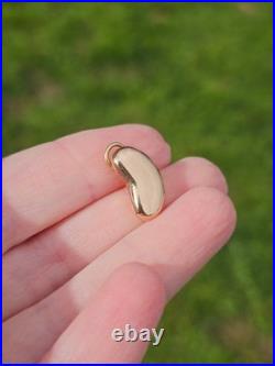 RARE ANTIQUE FIND 9ct Gold circa 1900 Lucky Kidney Bean charm 1 gram 1.84cm tall