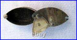 RARE ANTIQUE TRICK OPENING HANDMADE FOLKART SNUFF BOX LATE 1700sEARLY 1800s