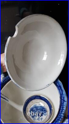 RARE Antique Booths Real Old Willow Pattern Gilded tureen Ladle early XXthC 9072
