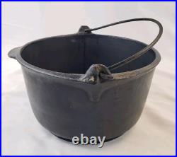 RARE Antique Early Cast Iron D&M N Brighton PA Dutch Oven Cauldron Pot Primitive