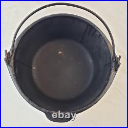 RARE Antique Early Cast Iron D&M N Brighton PA Dutch Oven Cauldron Pot Primitive