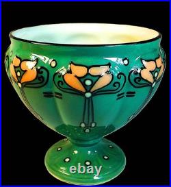 RARE & EARLY WOOD & Sons ALERS WARES HAND TUBELINED VASE by FREDERIC RHEAD