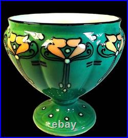 RARE & EARLY WOOD & Sons ALERS WARES HAND TUBELINED VASE by FREDERIC RHEAD