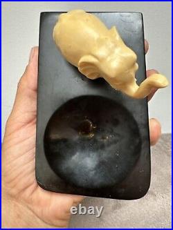 RARE antique bakelite Catalin ashtray, early 20th. Elephant figurine. 173grams