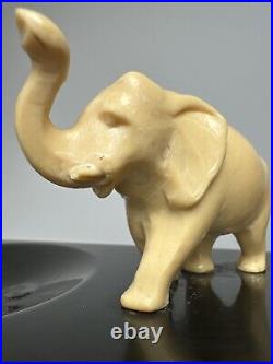 RARE antique bakelite Catalin ashtray, early 20th. Elephant figurine. 173grams