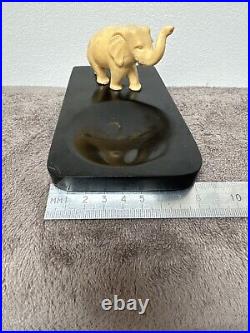 RARE antique bakelite Catalin ashtray, early 20th. Elephant figurine. 173grams