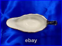 Rare ANTIQUE 1921 ROYAL CROWN DERBY 3973 GRAVY BOAT OnPlate 6 3/4 x 3 x 4 1/2 Rare ANTIQUE 1921 ROYAL CROWN DERBY 3973 GRAVY BOAT OnPlate 6 3/4 x 3 x 4 1/2