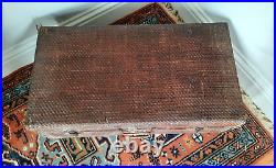 Rare Antique Chinese Suitcase Woven Rattan on Wood Early 1900's (Qing Dynasty)