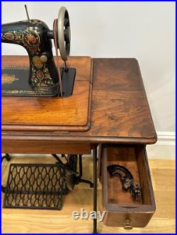 Rare Antique Early 1900 Vintage Singer Wooden Desk Sewing Machine #591099