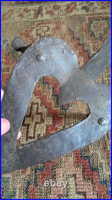 Rare Antique Early Primitive Metal Forged Iron Double Heart Trivet 13