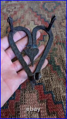 Rare Antique Early Primitive Metal Forged Iron Double Heart Trivet 5