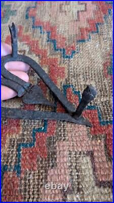 Rare Antique Early Primitive Metal Forged Iron Double Heart Trivet 5