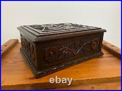 Rare Antique Early Victorian 19th C Floral Relief Finley Carved Oak Box