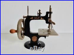 Rare Antique Early cast iron PfaffToy sewing machine