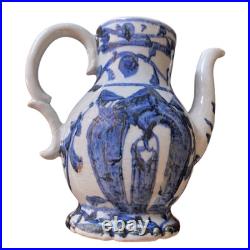 Rare Antique Qing dynasty late 17th early 18th Porcelain Blue White Teapot