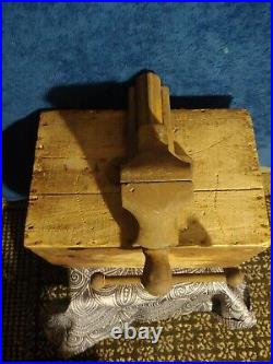 Rare Antique Rock Island early machinest vise 3 1/2 wide jaw collectible HTF
