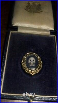 Rare Early Antique Georgian Memento Mori Skull Mourning Brooch Rare Early Antique Georgian Memento Mori Skull Mourning Brooch