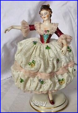 Rare Early Antique German Mueller VolkstedDresden Lace Lady Figurine OUTSTANDING