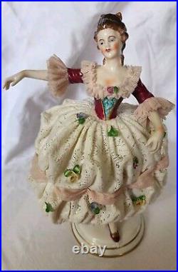 Rare Early Antique German Mueller VolkstedDresden Lace Lady Figurine OUTSTANDING