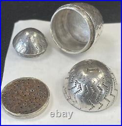 Rare Early Silver Egg Nutmeg Grater & Vinaigrette