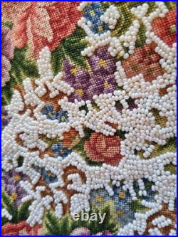 Rare & beautiful early 20thC Chinese embroidered handbag