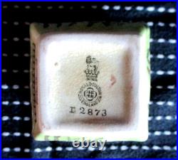 Very Rare Royal Doulton Seriesware Antique Miniature Vase Bayeux Tapestry D2873