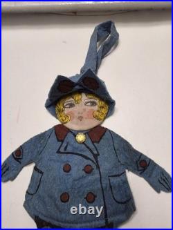 Very rare Antique 1920s, (1925) felt flapper doll purse with detailed