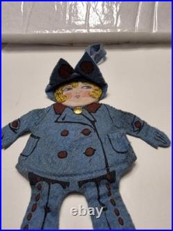Very rare Antique 1920s, (1925) felt flapper doll purse with detailed
