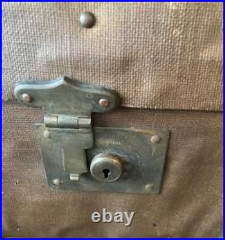 Vintage Steamer Trunk Luggage Chest with Rare Original Inner Lift-Out Tray